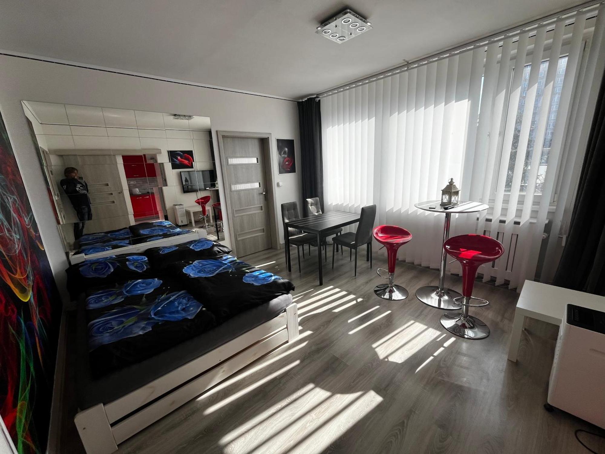 Monfas Apartment Barrandov Praha Bagian luar foto
